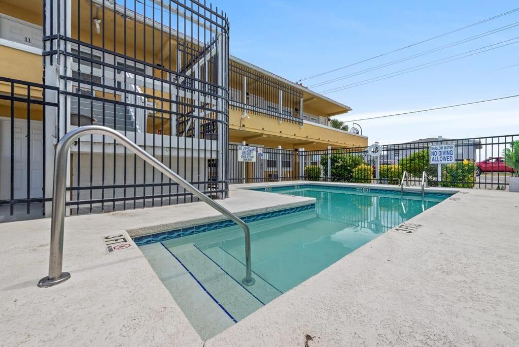 Perfect Location 1Br Pool Parking Outside Area 8 Apartman Myrtle Beach Kültér fotó